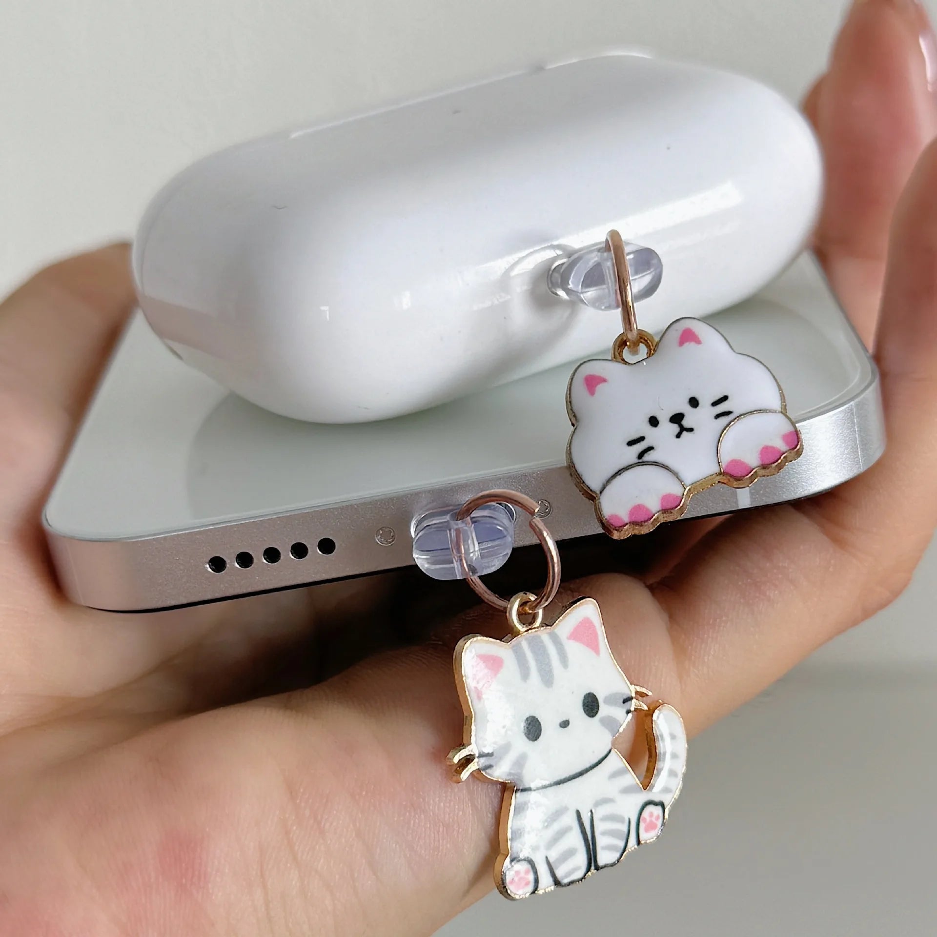 New Arrivalcute cat Mobile Phone Dust Plug Pendant Jewelry Suitable for apple huawei Android Charging Port - 图片 3