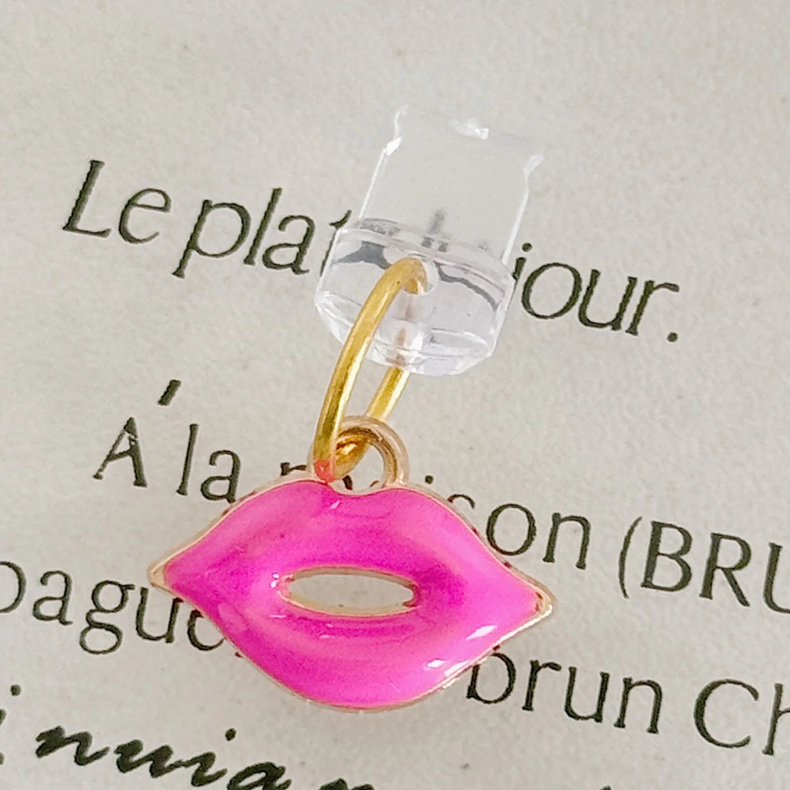Personalized Red Lip Lipstick Series Mobile Phone Dust Plug Pendant Accessories Suitable for Charging Port - 图片 14