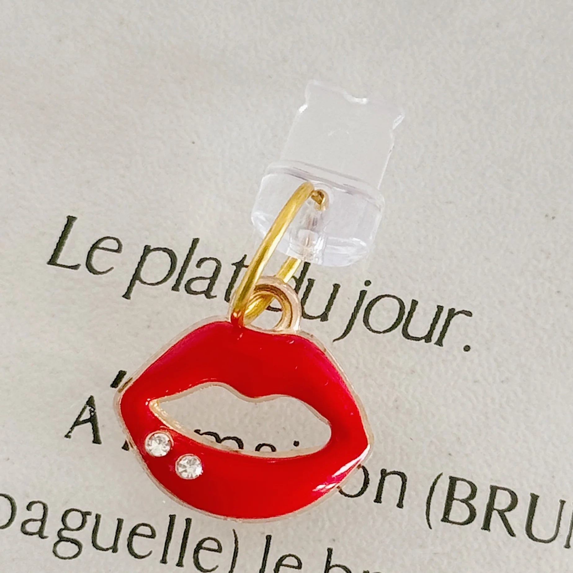 Personalized Red Lip Lipstick Series Mobile Phone Dust Plug Pendant Accessories Suitable for Charging Port - 图片 3
