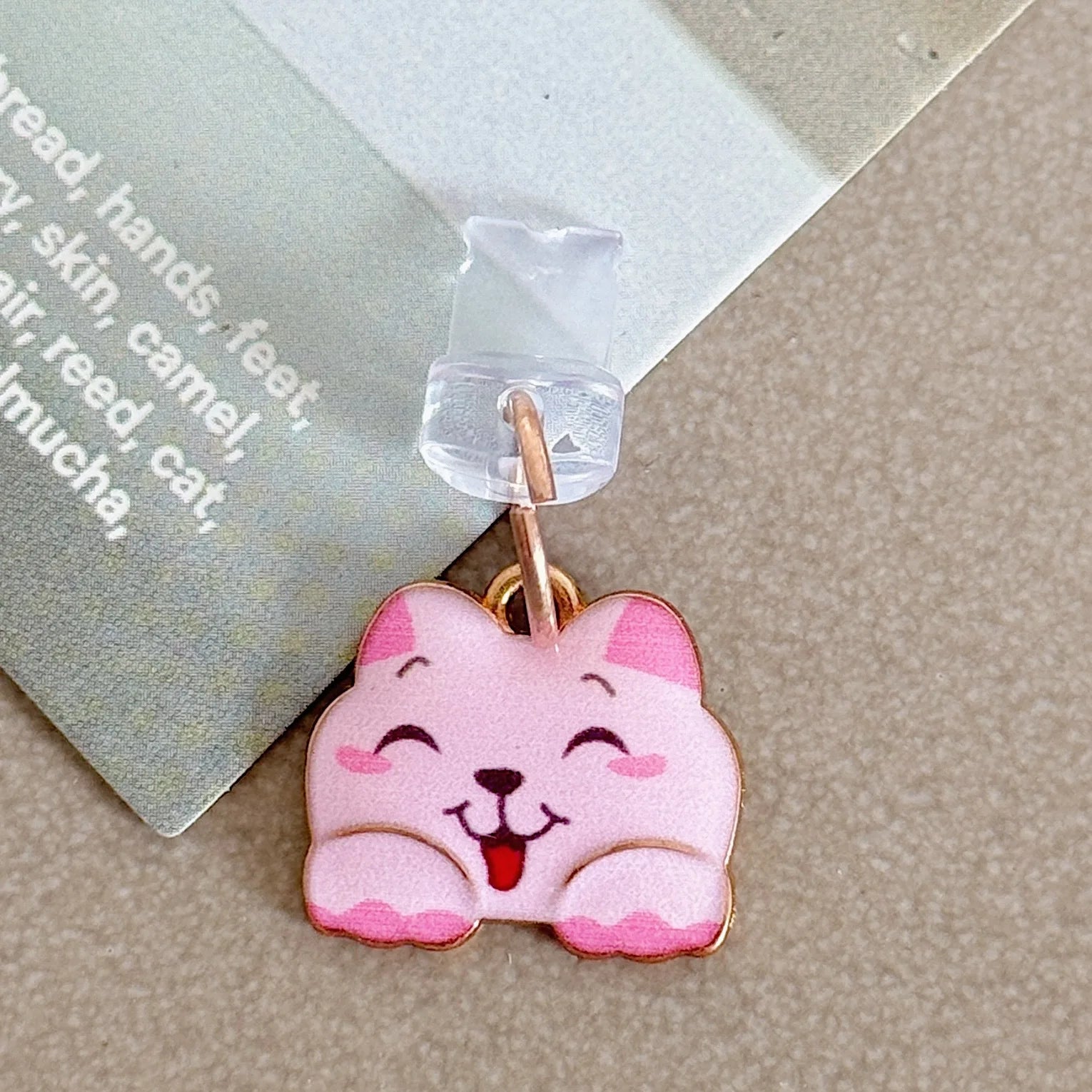 New Arrivalcute cat Mobile Phone Dust Plug Pendant Jewelry Suitable for apple huawei Android Charging Port - 图片 15