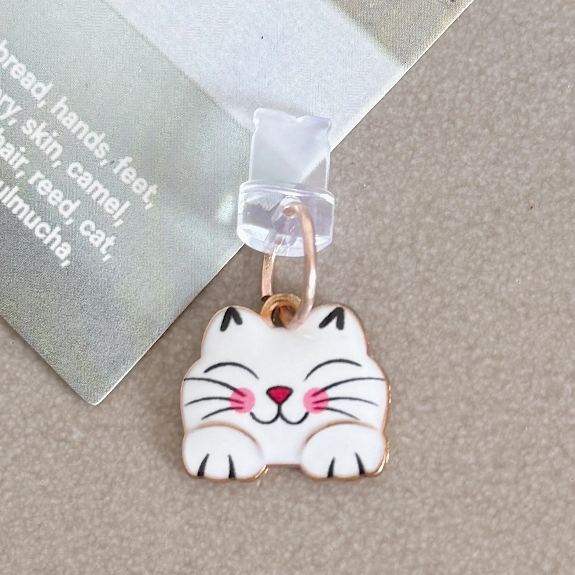 New Arrivalcute cat Mobile Phone Dust Plug Pendant Jewelry Suitable for apple huawei Android Charging Port - 图片 9