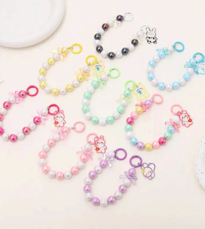 Hd6fb7967636f4b85900eba0feba6181cD